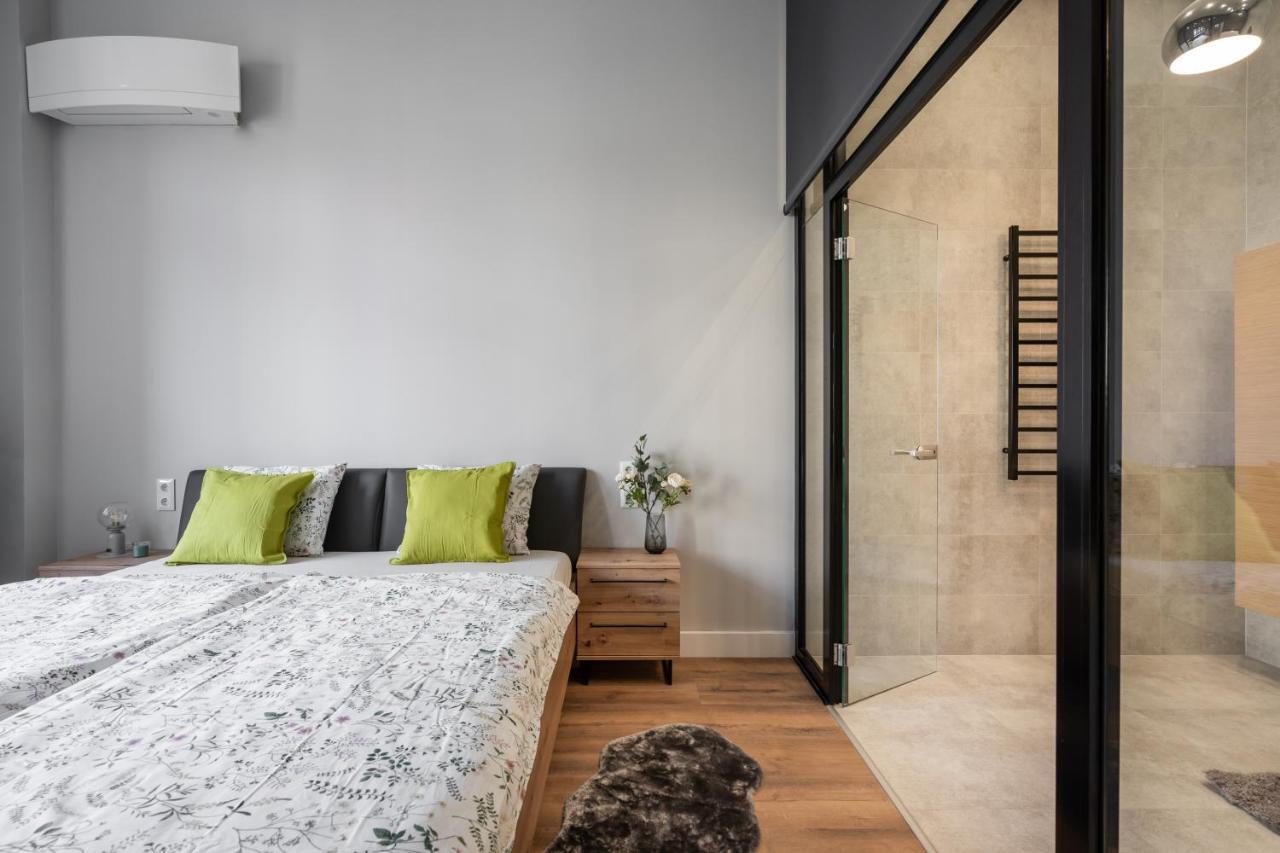 Buenos Boutique - A/C, 2 Bathrms, Amazing View Apartment บูดาเปสต์ ภายนอก รูปภาพ